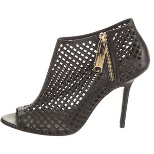 Burberry ankle boot heels